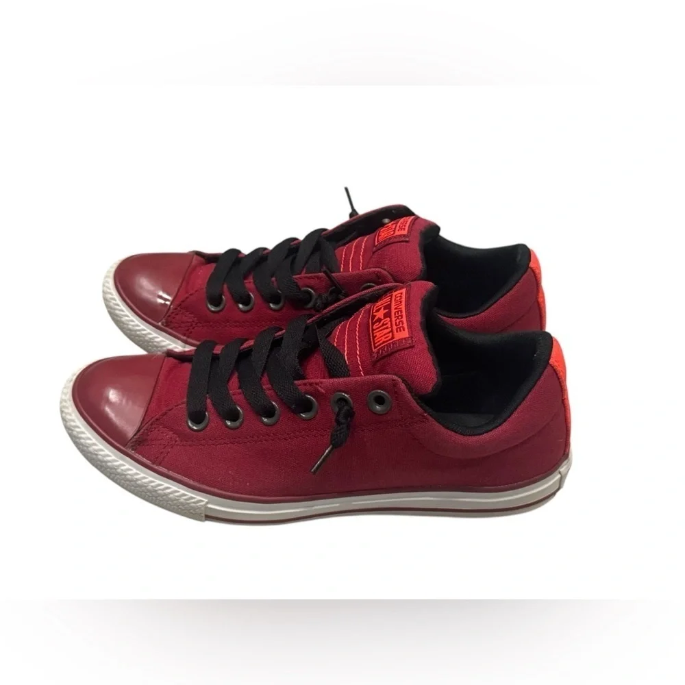Kid’s Red Converse Leather Low Top Slip-On Sneakers: Size 5